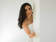 Sucer une bite, Brunette brune, En levrette, Doigter, Massage, Mère que j'aimerais baiser, Rasée, Nénés