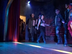 Amarrada, Morena, Dominación, Fetiche, Tacones, Interracial, Público, Realidad