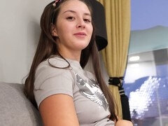 18 ans, Amateur, Attrapée, Éjaculer dans la bouche, Fait maison, Avaler, Tabou, Nénés