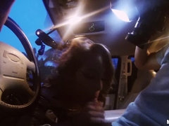Arsch, Braunhaarige, Handjob, Natürlichen titten, Zierlich, Piercing, Pov, Titten