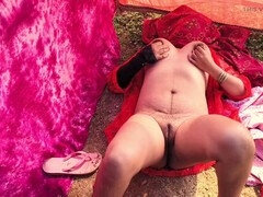 18 años, Tía, Corrida, Indio, Orgasmo, Al aire libre, Madrastra, Medias largas
