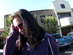 Hinter den kulissen, Grosse titten, Braunhaarige, Geile alte tussi, Milf, Mutti, Muschi, Stiefmutter