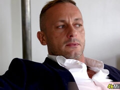 Latina wants a bigger slice of the pie