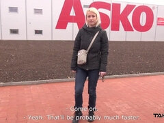 デカパイ, ブロンド, フェラチオ, 巨乳な, 車, 浮気者, ハードコア, ハメ撮り