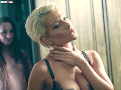 Anal, Morena, Húngaro, Lesbiana, Masturbación, Pequeña, Ruso, Tetas