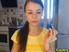 Fit Babe Playing Her Dildo And Pussy