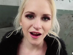 Amateur, Rubia, Mamada, Al aire libre, Perforación, Pov, Público, Tetas