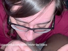 Grosser schwanz, Schwarz, Blasen, Kehlenfick, Würgen, Brille, Mutti, Stiefmutter