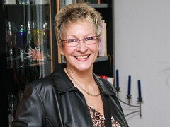 Большие сиськи, Поцелуи, Лесбиянка, Лизание, Зрелые, Киски, Стриптизерша, Игрушки