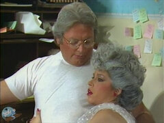 Blondine, Schwanz, Spassig, Natürlichen titten, Retro, Flotter dreier, Titten, Vintage