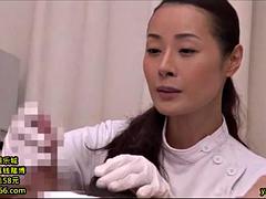 Sucer une bite, Branlette thaïlandaise, Mature, Infirmière