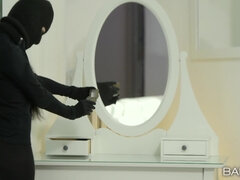 Nana, Blonde, Sucer une bite, Couple, Queue, En levrette, Érotique, De plein air