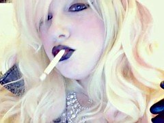 緊縛, ブロンド, 喫煙