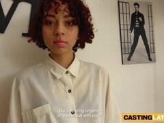 18 jaar, Kont, Huisgemaakt, Klein, Kut duiken, Strak, Tieten likken, Nat