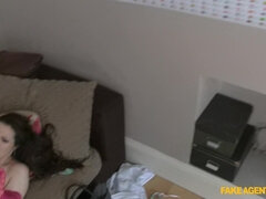 Leie, Blasen, Masturbation, Büro, Muschi, Arsch lecken