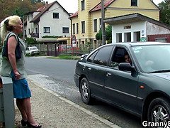 Schönheit, Blondine, Blasen, Kehlenfick, Reif, Milf, Mutti, Stiefmutter
