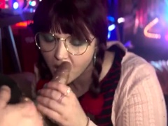 Amateur, Sucer une bite, Tir de sperme, Faciale, Gants, Branlette thaïlandaise, Massage, Tabou