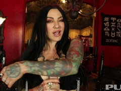 Tetas grandes, Morena, Consolador, Masturbación, Madres para coger, Tatuaje, Calientapollas, Juguetes