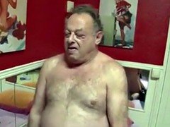 Dicker Opa fickt geile Latina im Laufhaus