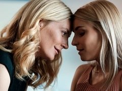69, ブロンド, キス, レズビアン, オナニー, オマンコ, ガリガリ, ストリッピング