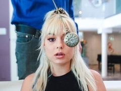 Grosse titten, Blondine, Fetisch, Flotter vierer, Gruppe, Hardcore, Orgie, Jungendliche (18+)
