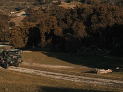 Cul, Lécher le cul, Nana, Interracial, Fille latino, Cheveux courts, Fessée, Tatouage