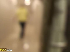 Blondine, Süss, Absätze, Geld, Öffentlich, Schulmädchen, Sich ausziehen, Flotter dreier