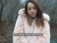 Blasen, Hundestellung, Aufs gesicht abspritzen, Handjob, Im freien, Pov, Öffentlich, Schlucken