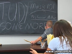 Studentin, Hochschule, Hardcore, Ehemann, Unschuldig, Zierlich, Student, Jungendliche (18+)