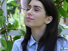 Брюнетки, Хд, Мастурбация, На природе, На публике, Соло, Молоденькие, Униформа