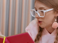 アナル, デカチン, バイセクシャル, フェラチオ, 茶髪の, 巨乳な, 手コキする, ピアス