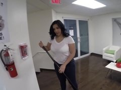 Tetas grandes, Morena, Corridas, Sexo duro, Hd, Oficina, Al aire libre, Chupando