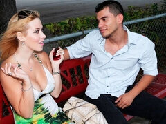 ベッドルーム, デカチン, デカパイ, ブロンド, バック, 淫乱熟女, オマンコ, ショートヘア