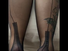 Leie, Grosser schwanz, Grosse titten, Spermaladung, Fußfetisch, Lingerie, Reif, Ehefrau