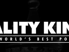 Asiatique, Grosse bite, Noire, Plantureuse, En levrette, Interracial, Chatte, Réalité