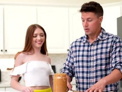 美女, 茶髪の, 指いじり, 手コキする, なめる, オーガズム, 剃毛, オッパイの