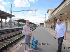 フェラチオ, 着衣女と全裸男, 浮気する, チェコ, イマラチオ, ハードコア, お金, 現実