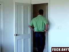 Sucer une bite, En levrette, Fétiche, Hd, Soeurs, Fils, Tabou, Adolescente