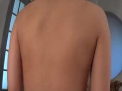 Aziatisch, Pijpbeurt, Sperma, Hondjeshouding, Likken, Moeder, Gezichtspunt, Rijden