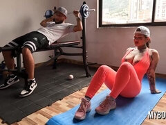 Grote kont, Grote lul, Grote mammen, Bruinharig, Handbeurt, Masturbatie, Moeder die ik wil neuken, Gezichtspunt