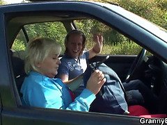 Wohlbeleibte schöne frauen, Oma, Riesig, Reif, Öffentlich, Reiten, Jungendliche (18+), Titten