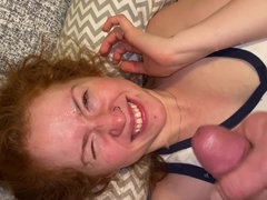 Inexperienced Wifey Plows her Spouse and Joyfully Takes his Jizz on her Face