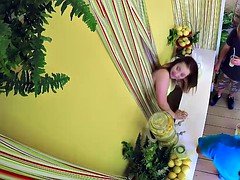 Sucer une bite, Suçant