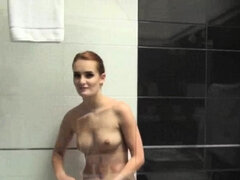 Fingering, Redhead