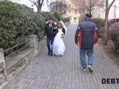 結婚, Hd, 淫乱熟女, お金, ラフ, ストッキング, ティーン, 妻