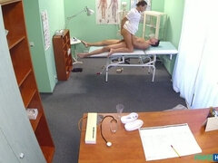 フェラチオ, 中出し, 医者, バック, 看護婦, オフィス, ユニフォーム, のぞき