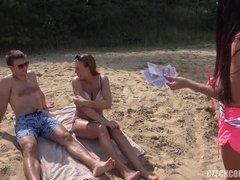 Playa, Pareja, Checa, Cuadrupleta, Sexo duro, Pov, Intercambio de parejas, Adolescente