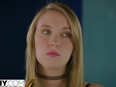 Grosser arsch, Blondine, Blasen, Schwanz, Hardcore, Polisch, Reiten, Flotter dreier