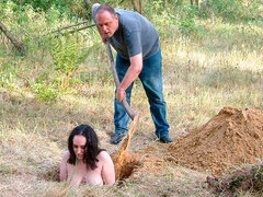 Amateur, Brunette brune, Rondelette, Domination, Hard, De plein air, Cheveux courts, Fessée