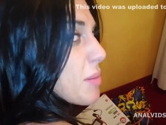 Анальный секс, Большая жопа, Брюнетки, Сперма на лице, Милф, На природе, Писсинг, Игрушки